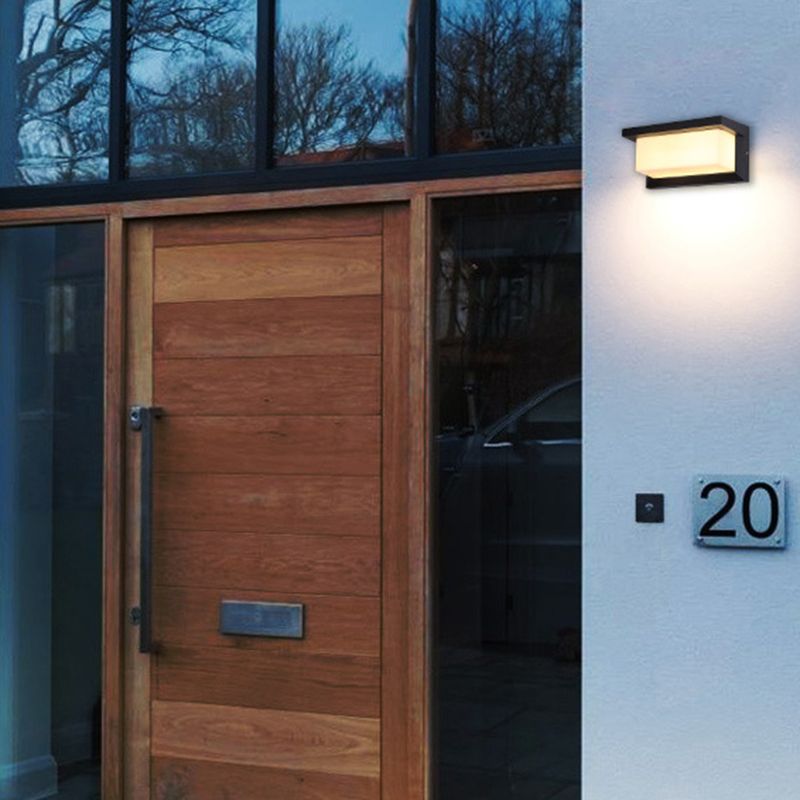 Modern Simple Style Rectangle Shade Wall Sconce Metal 1 Light Sconces inBlack