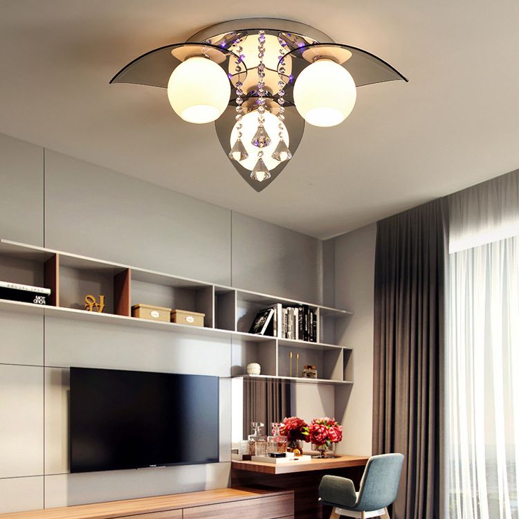 Lámpara de techo de globo de metal de estilo moderno y lujoso con montaje empotrado de cristal plateado y decoración de cristal