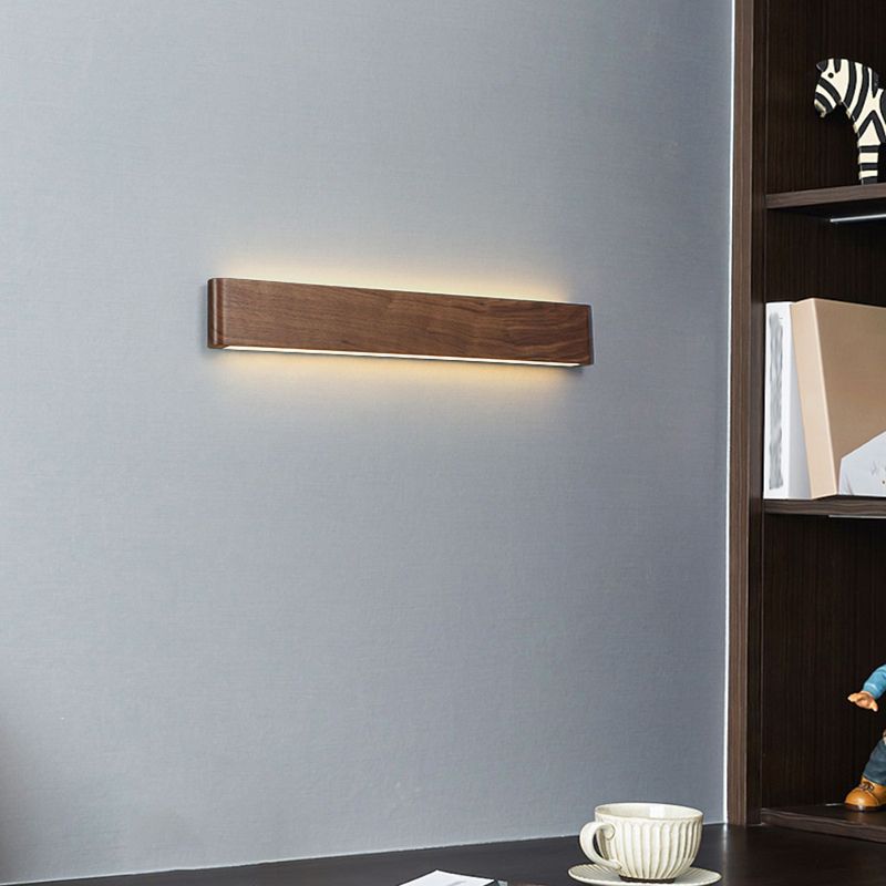 Modern Metal Wall Sconce Linear Shape Wall Light with PC Shade for Bedroom