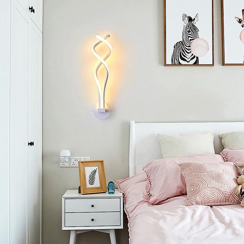 Modern Minimalist Style Linear Wall Sconce Lighting Acrylic Wall Mount Light for Living Room