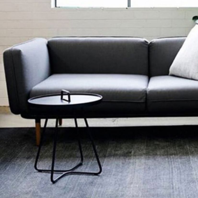 Modern Style Round Side Table Aluminum Rust Resistant Patio Table