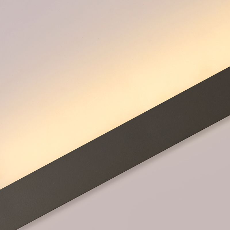 Metal Linear Shade Wall Sconce Modern Style Single Light Wall Mounted Light in Black