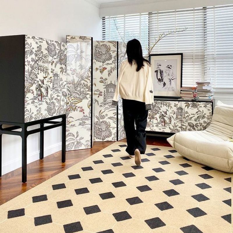 Modern Style Lattice Rug Synthetic Carpet Pet Friendly Stain Resistant Rug for Bedroom