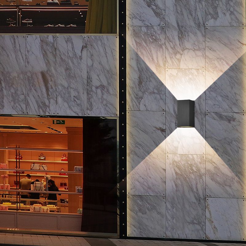 Mur de l'aluminium moderne clair cuboïde 2 lumières Walleur mural en noir pour l'extérieur