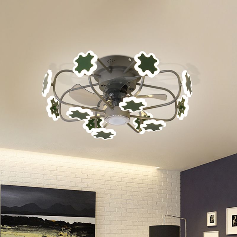 Cage de fleur LED Semi Flush Plafond ventilateur macaron fer 5-lame 23,5 "W chambre semi-flustion Mount Lumière avec décoration croix en gris / blanc / café