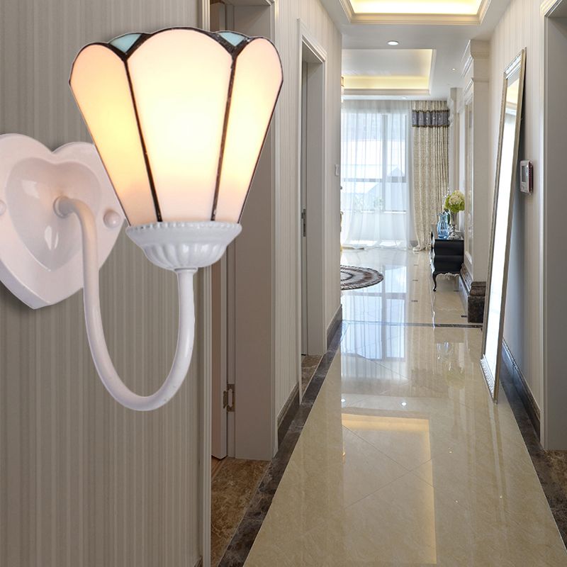 Stained Glass Lily Wall Mount Light Tiffany 1 Head White/Blue/Antique Brass Sconce Lighting for Hallway