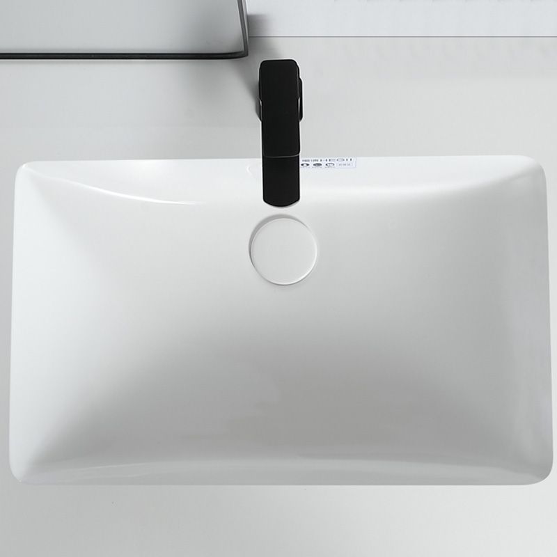 Traditional Undermount Bathroom Sink Porcelain with Overflow and Drain Assembly Basin Sink