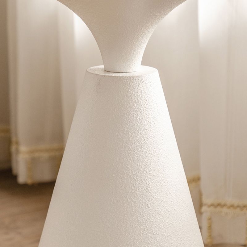 French Country Corner Table Pedestal Round Accent Side Table