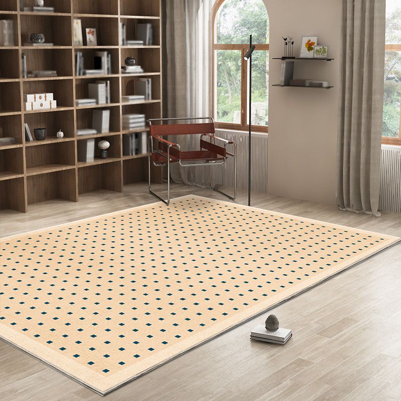 Light Brown Modern Rug Polyester Pattern Indoor Rug Stain Resistant Rug for Home Decor