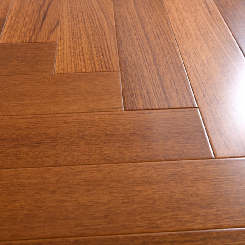 Traditional Laminate Flooring Wood Mildew Resistant Click Lock Laminate Floor