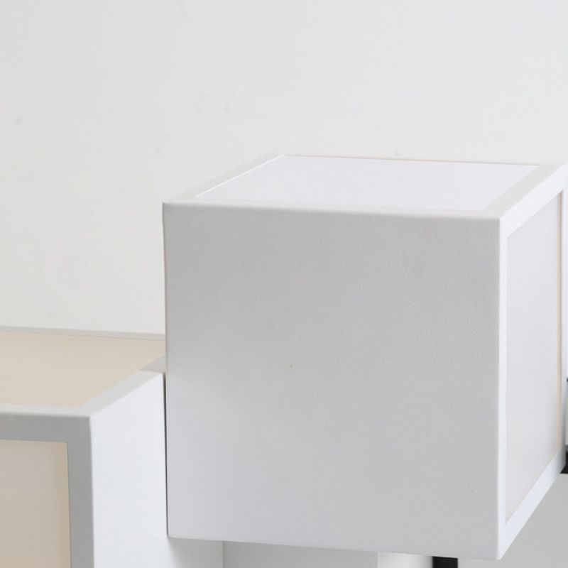 Plafonnier géométrique en métal plafonnier LED contemporain