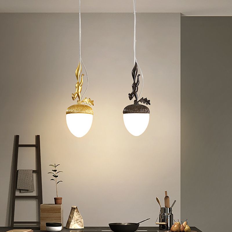 Nordic Style Pine Cone Hanging Light Creative Pendant Lamp with Aluminum Squirrel Lamp Holder