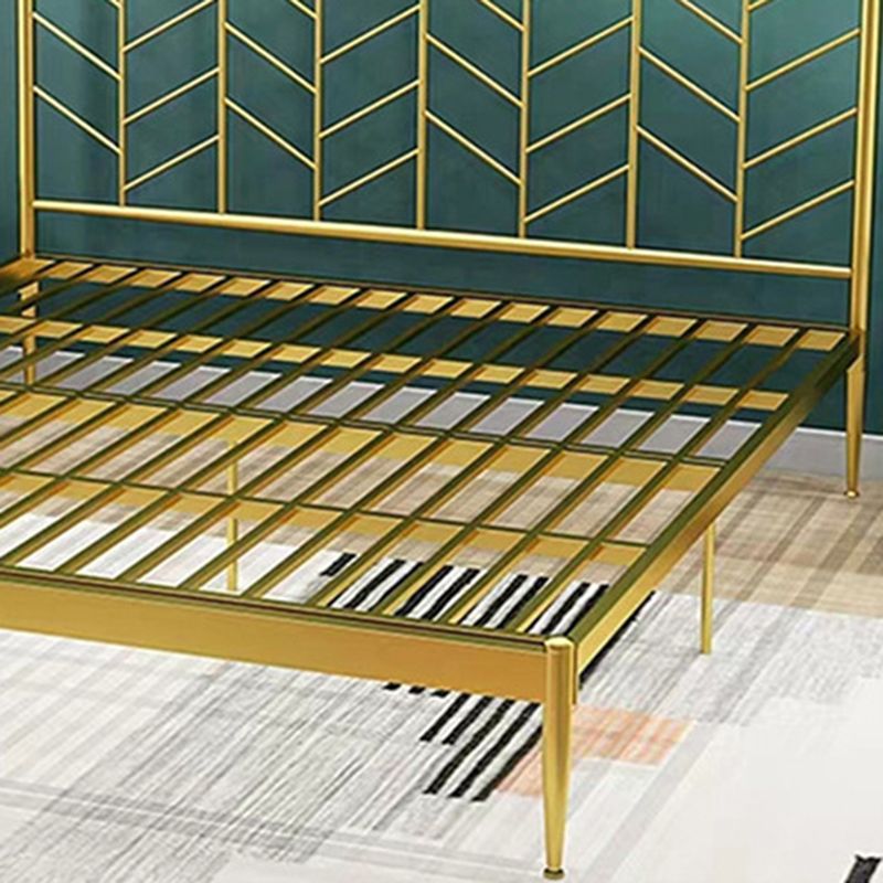 Metal Headboard Standard Bed Rectangular Bed with Custom Legs
