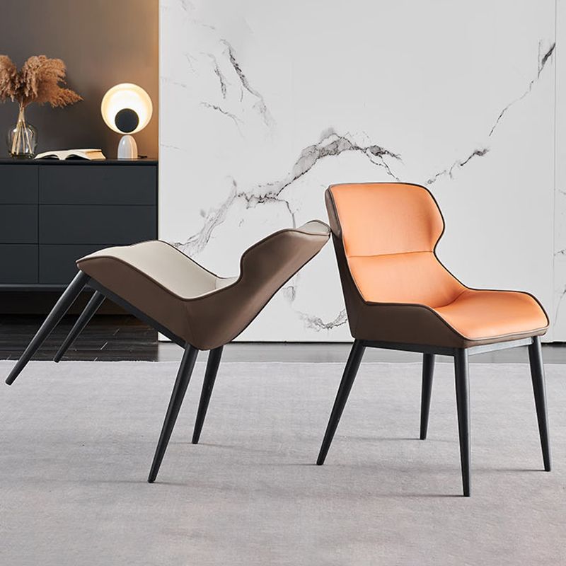 Chaise de salle à manger contemporaine en métal, chaise d'appoint en similicuir pour usage domestique (Ensemble de 2)