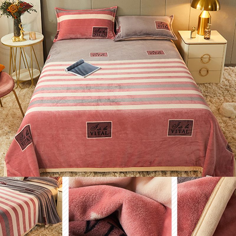Non-Pilling Sheet Cartoon Painting Flannel Breathable Soft Fade Resistant Bed Sheet