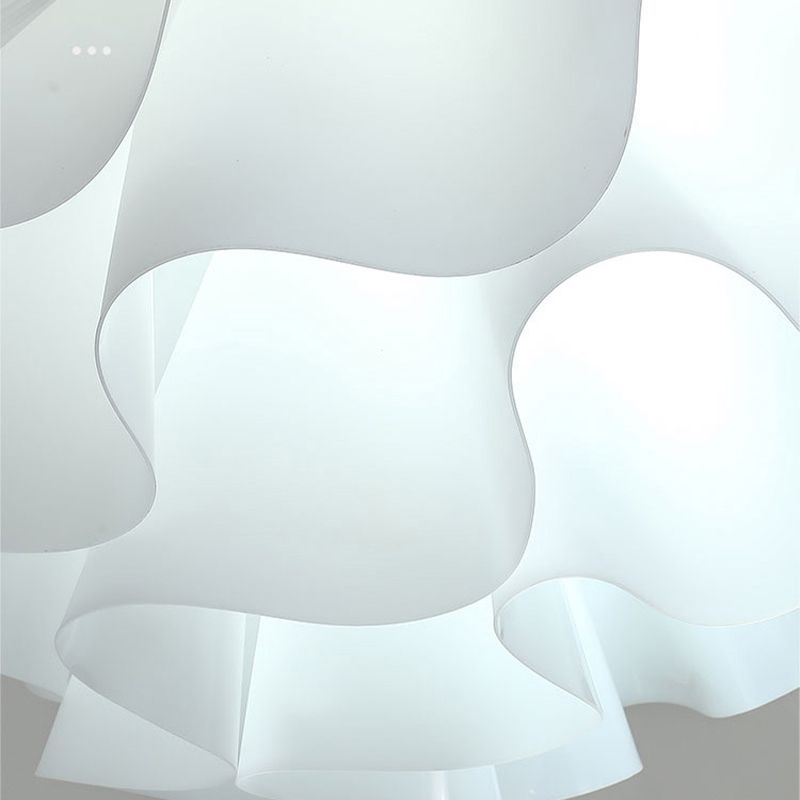 Modern Style Hanging Light Fixture 1 Light Acrylic Shade Pendant Light for Living Room