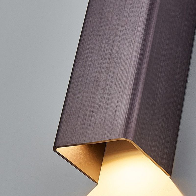 Modern Style Strip Shape Wall Sconce Metal 2 Light Sconce Lighting for Living Room