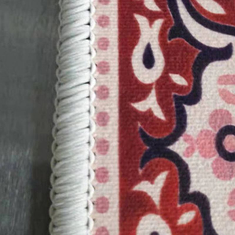 Red Traditional Area Carpet Polyester Tribal Pattern Area Rug Stain Resistant Rug for Home Decor