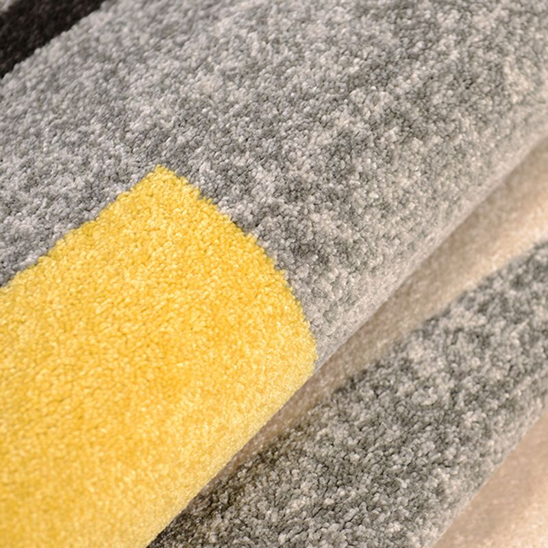 Grey Modern Area Carpet Geometric Pattern Polyester Area Rug Stain Resistant Rug for Living Room