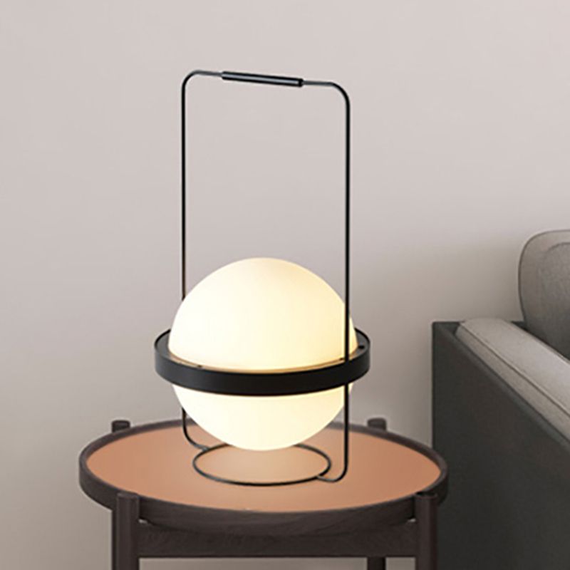 Iluminación de tareas de 1 cabezal lámpara de mesa de mesa negra moderna con pelota de sombra de vidrio lechoso