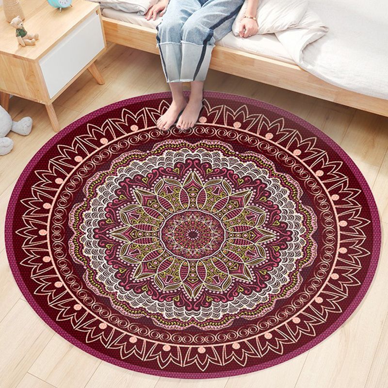 Bohemian Americana Pattern Area Rug Red Polyester Area Carpet Stain Resistant Rug for Home Decor