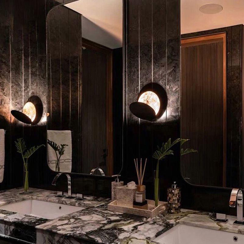 Light Luxury Metal Wall Light Circle Shape LED Rotatable Wall Lamp for Bedroom