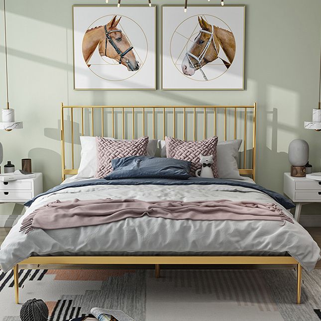 Contemporary Slat Bed with Rectangular Slat Headboard and Metal Legs
