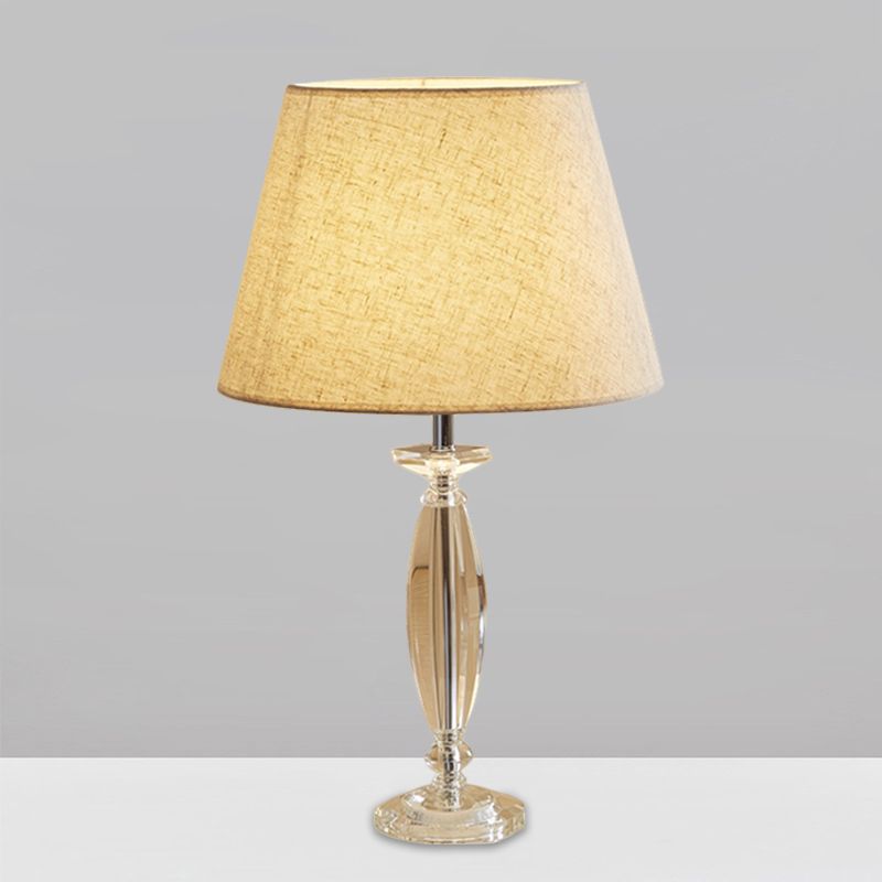 1-head stof schaduwtafel licht traditioneel wit/vlas/koffie taps toelopende studieruimte nachtkastje lamp met kristalbasis