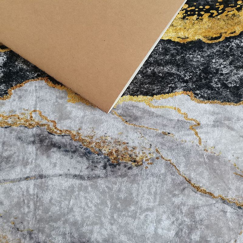 Gorgeous Grey Indoor Rug Polyester Graphic Rug Washable Rug for Home Decor