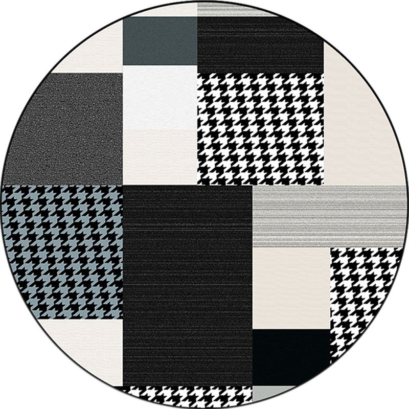 Stylish Geometric Pattern Rug with Houndstooth Black Modern Rug Polyester Pet Friendly Washable Non-Slip Area Rug for Bedroom