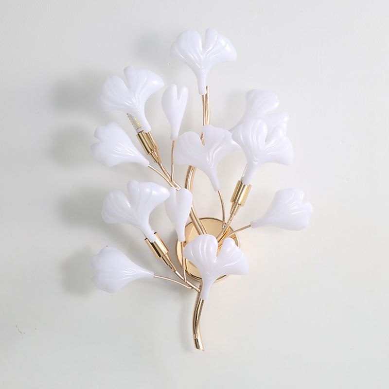 2 / 3 - Light Ginkgo Leaf Shape Wall Light Iron and Plastic Wall Sconce in Gold and White