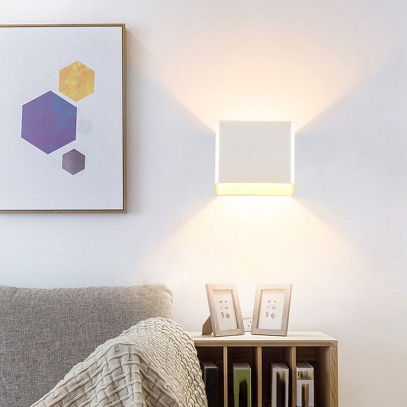 2-Light Square Wall Light Fixtures Modern Style Metal Wall Mount Lamp