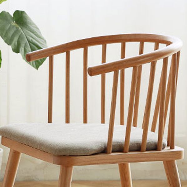 Sedia a braccio posteriore in legno moderno in legno di gomma Matte finisca sedia da pranzo imbottita