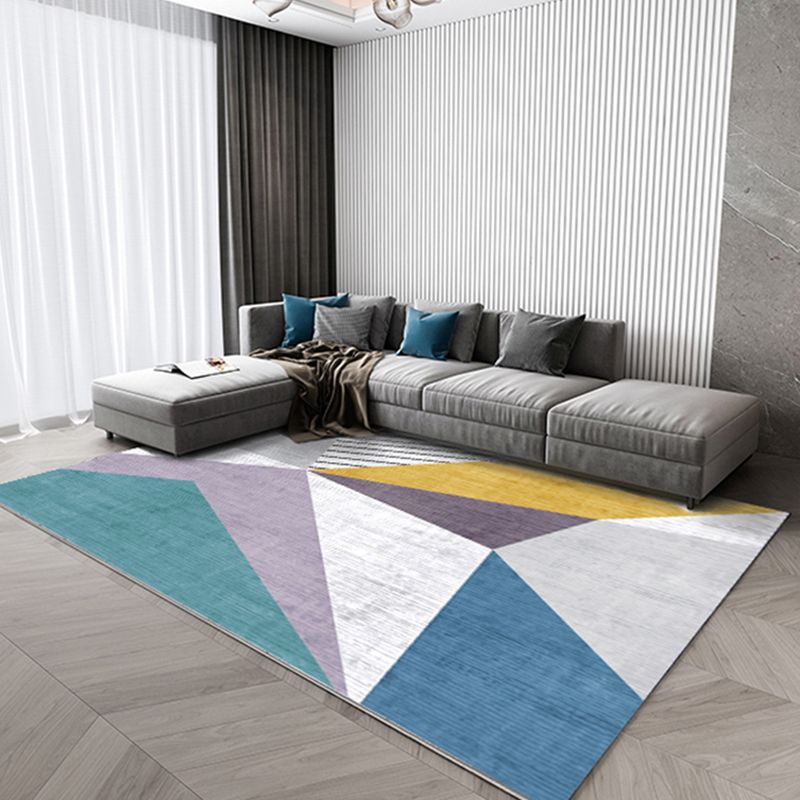Multicolor Causal Indoor Rug Polyester Triangle Print Carpet Anti-Slip Backing Rug for Home Decor