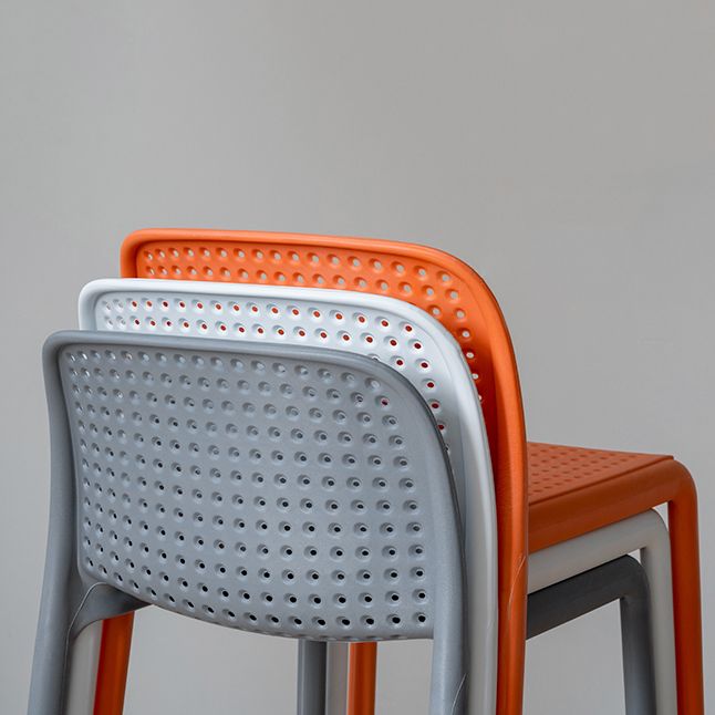 Moderno sgabello da bar in plastica da bar di plastica con sedile in plastica