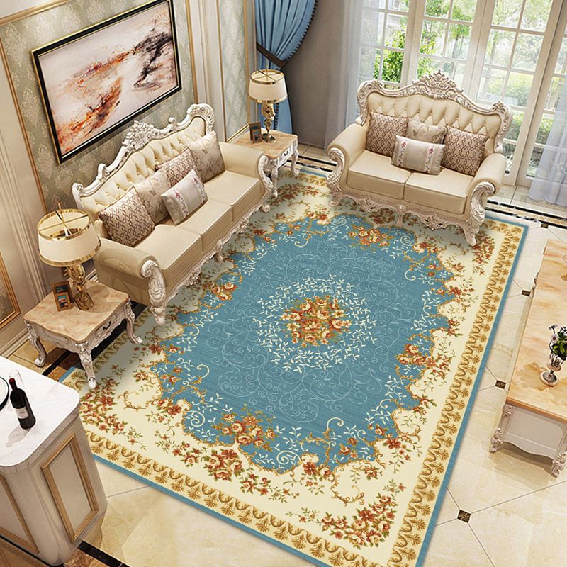 Traditional Flowers Pattern Carpet Polyester Area Rug Stain Resistant Indoor Carpet for Living Room