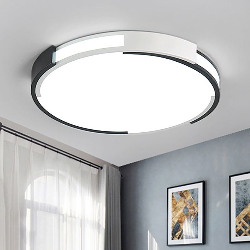 18"/23.5" Wide Drum Flush Mount Lamp Modernist Metal Led Black and White Flush Mount Ceiling Light Fixture with Recessed Diffuser in White/Warm Light