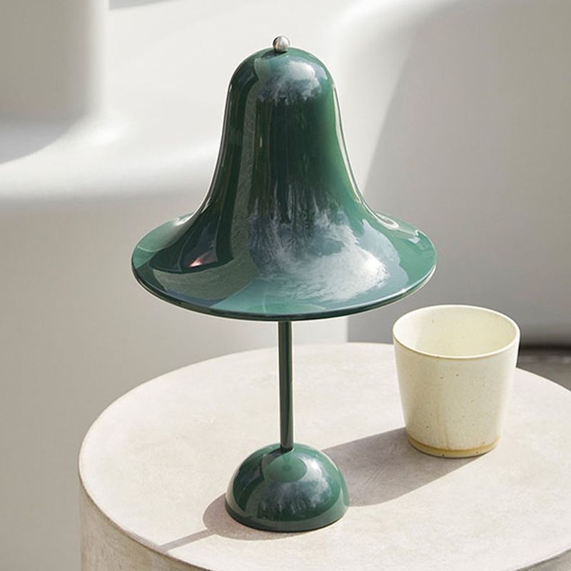 Hutform Tabelle Licht Einfachheitstil Metal Night Tischlampe