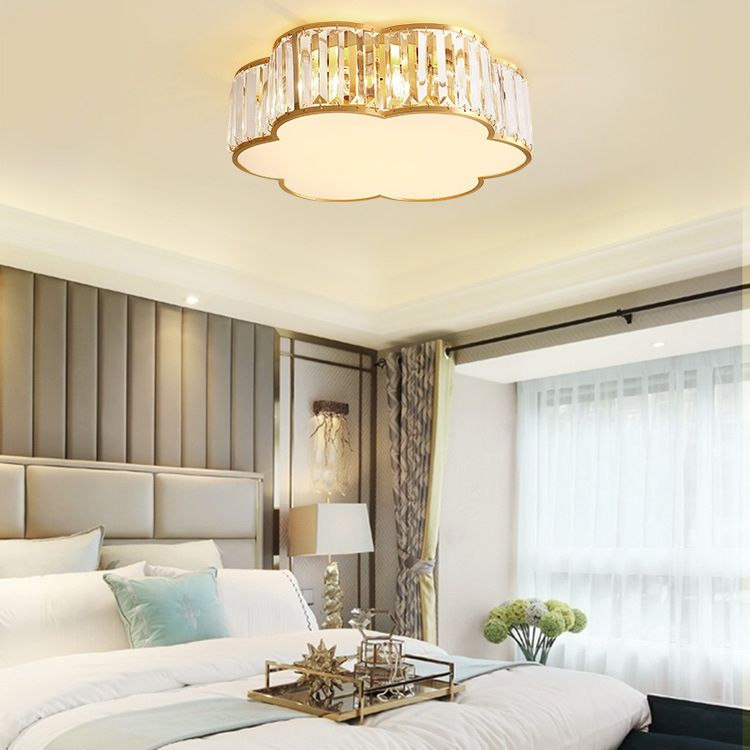 Plafonnier d'intérieur en cuivre à montage encastré pétaloïde de luxe colonial avec abat-jour en cristal