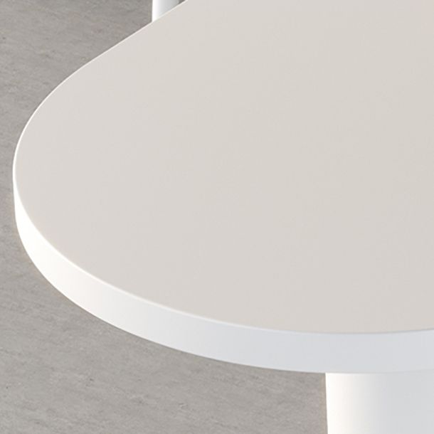 Table en bois irrégulière pour restaurant Table à manger moderne avec 3 pieds