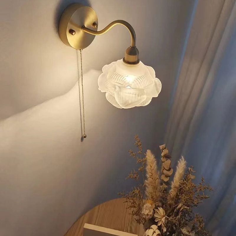 Flower Wall Lighting Modern Glass 1 Light Rustic Wall Sconces in Gold
