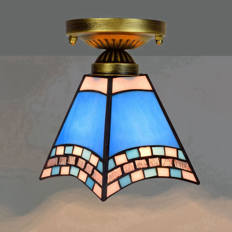 Plafonnier semi-encastré ombré Tiffany à une ampoule en verre teinté