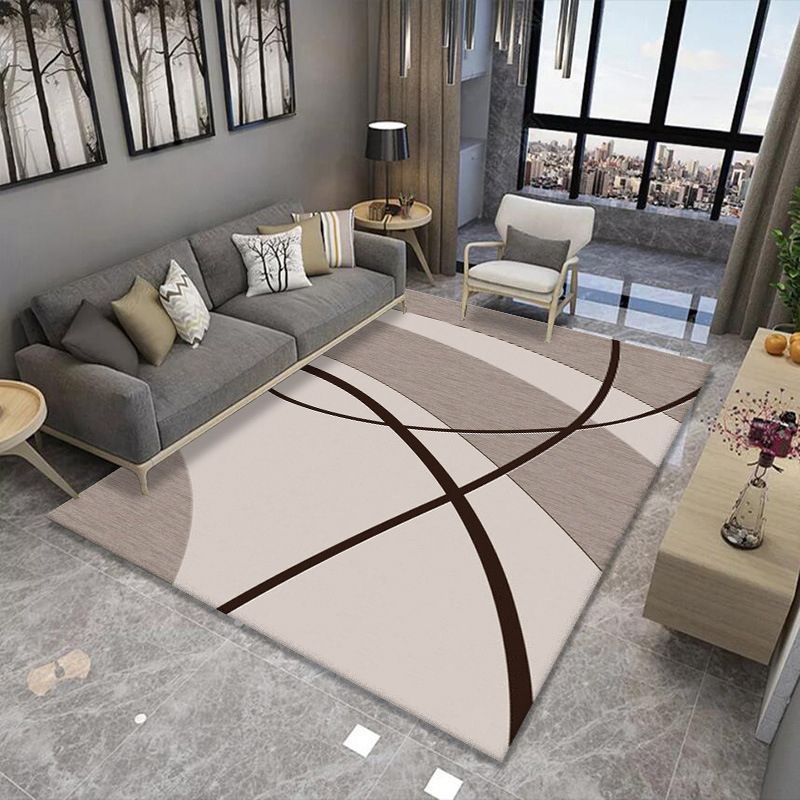 Dark Brown Abstract Print Rug Polyester Simple Rug Stain Resistant Rug for Home Decoration