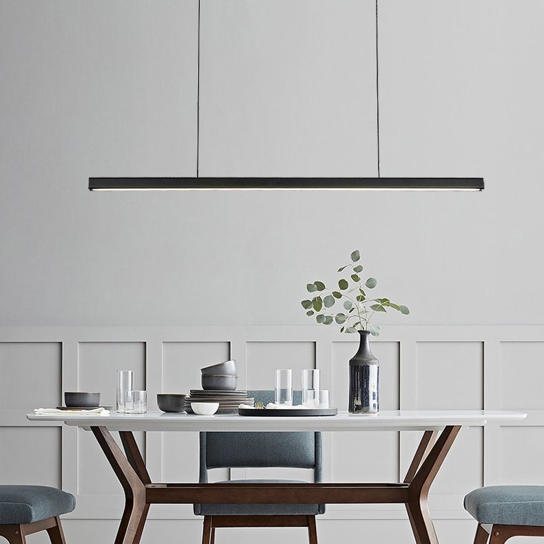 Modern Metal Island Light Strip Colgante de isla LED negra para comedor