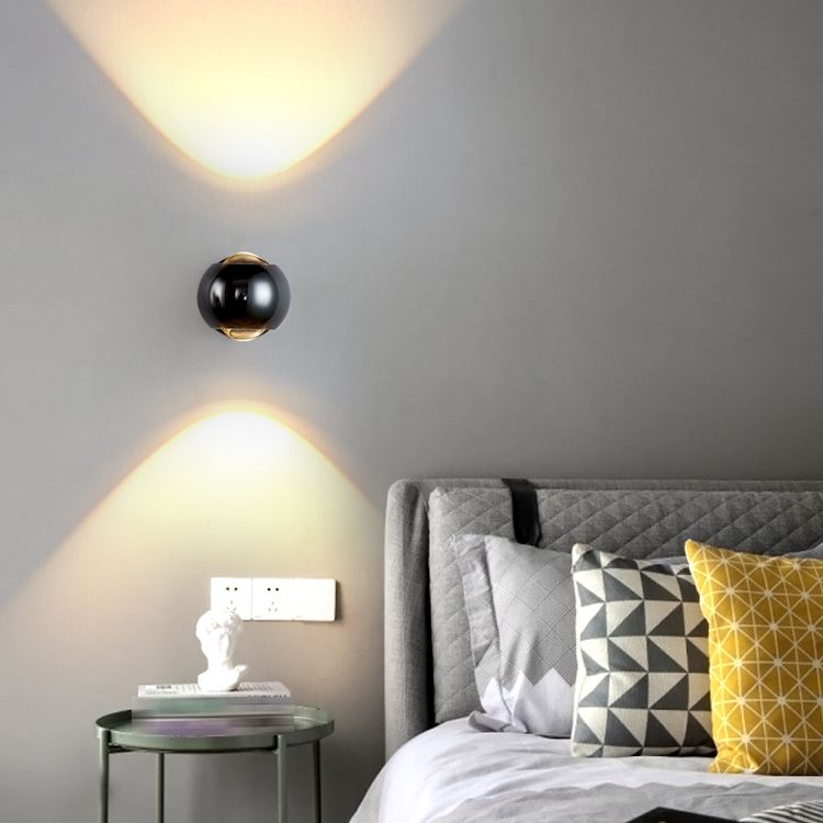 Kugelform Metallwandbeleuchtung moderner Stil 2 Leuchten Wandmontierte Beleuchtung