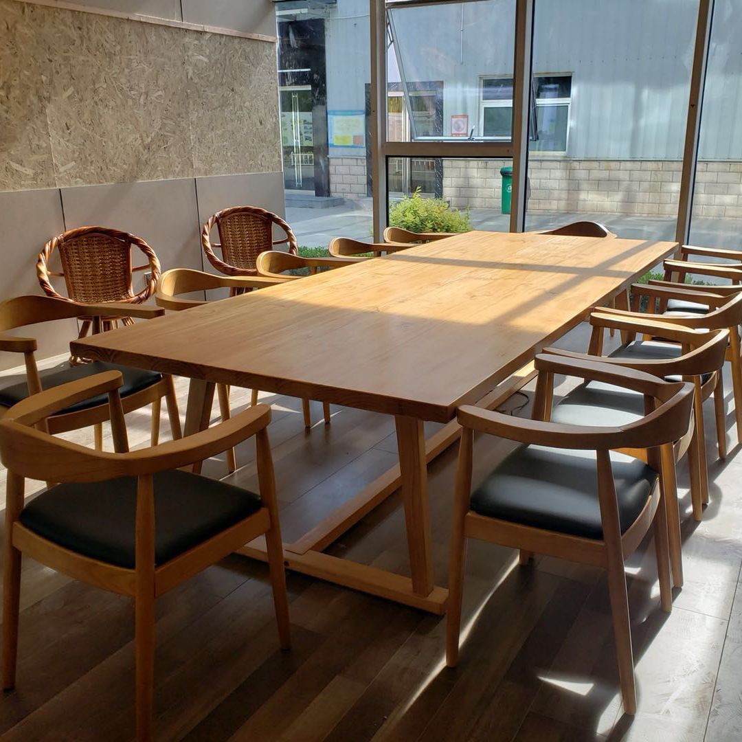 Tavolo rettangolare contemporaneo in legno massiccio tavolo da pranzo in legno con cavalletto