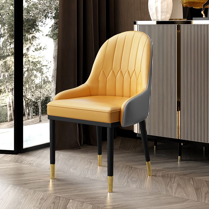 Chaise latérale de cuisine en cuir, chaise Parsons de salle à manger de 19 pouces de large pour restaurant