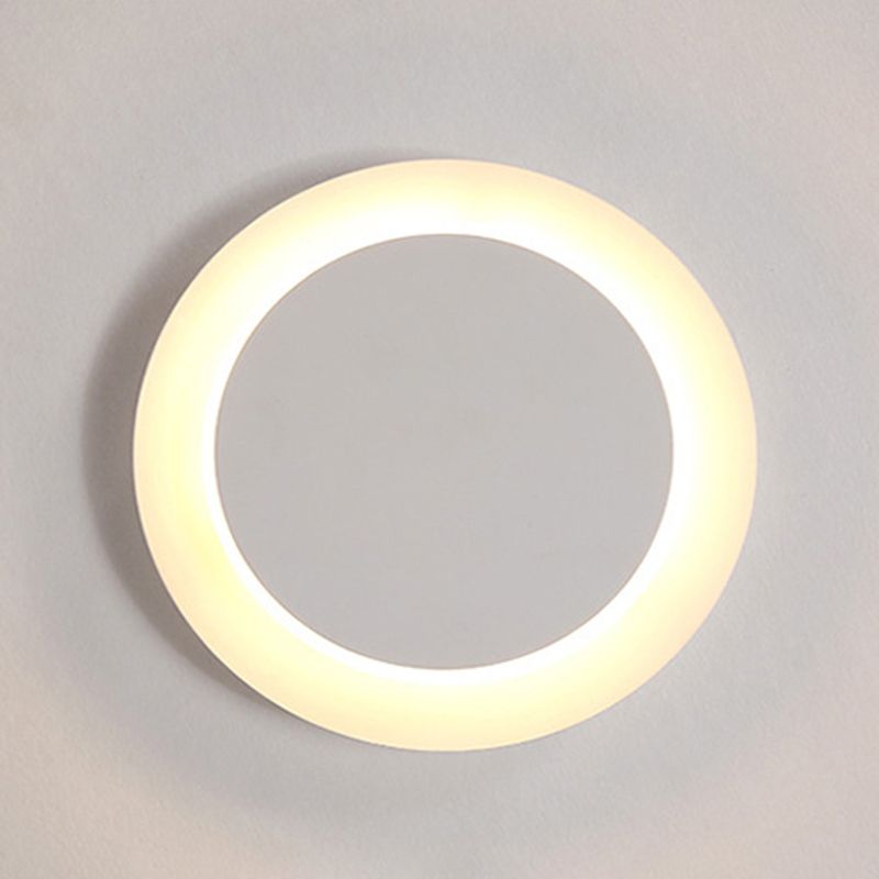 Circle Wall Light Sconce Minimalist Style LED Acrylic Wall Mounted Light Fixture