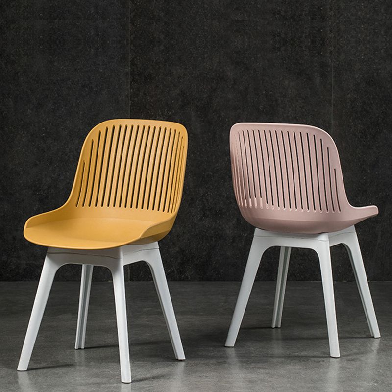 Nordic Style Armless Side Chairs Plastic Chairs with Plastic Legs for Home Use
