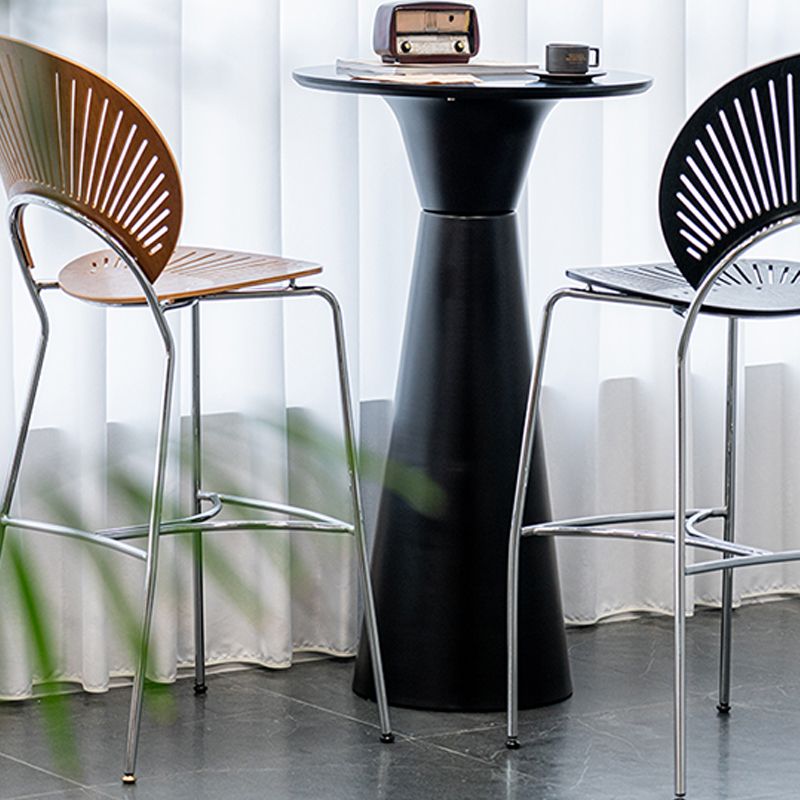 Contemporary Round Bar Height Table Metal Base Bar Table in Black and White